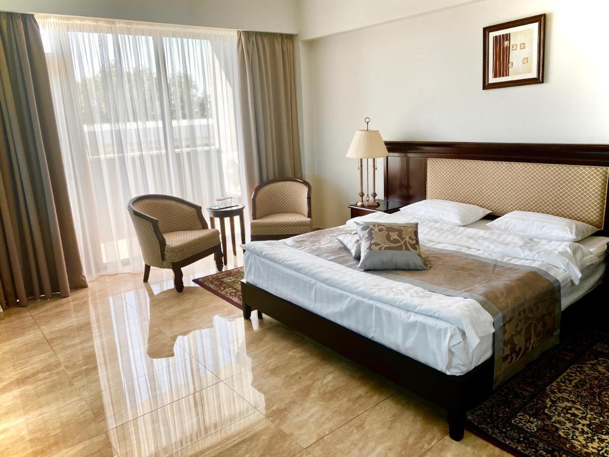 Hotel Del Mar & Conference Center Mamaia Eksteriør billede